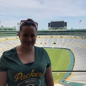 Meet your Posher, Amy